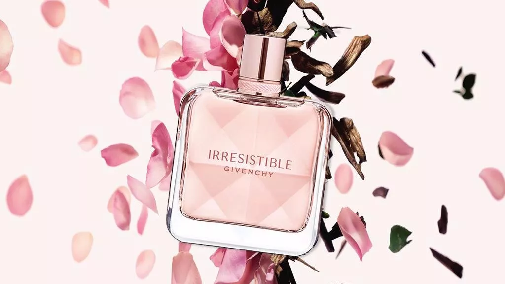 عطر Irresistibe Eau de Parfum من Givenchy Beauty: دعوة إلى التحرّر وحبّ الحياة