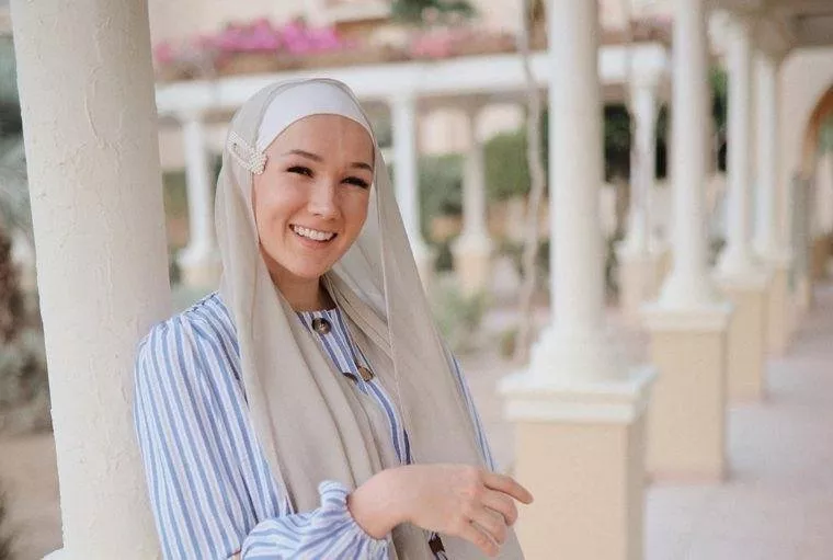 اكسسوارات حجاب: 5 موديلات للوك ملفت وبعيد عن المألوف