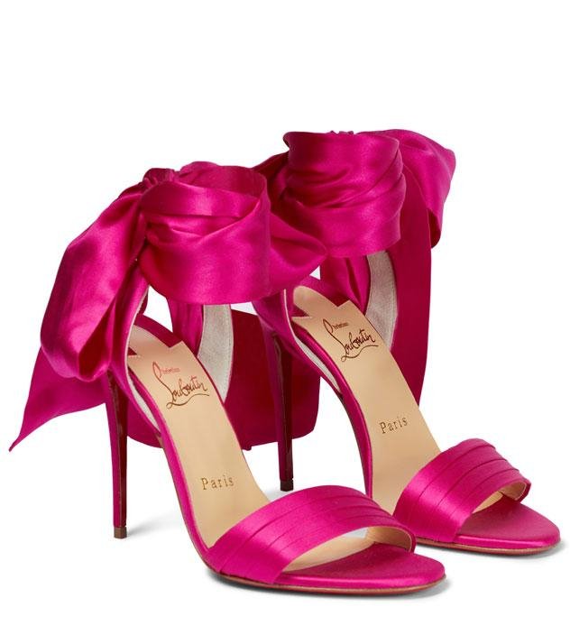 مجموعة أكسسوارات Christian Louboutin - مجموعة Christian Louboutin x Mytheresa - متجر التجزئة عبر الإنترنت Mytheresa