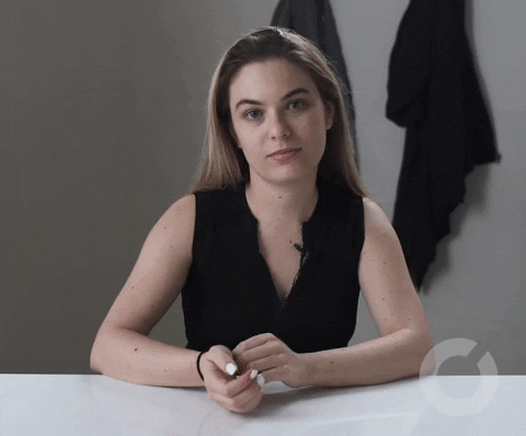 9  قواعد إتيكيت جمالية على كل إمرأة أن تتبعها في الأماكن العامة!